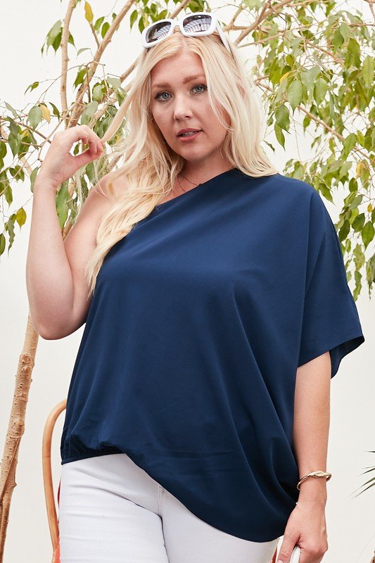 ONE SHOULDER UNBALANCE TOP - PLUS - BLACK