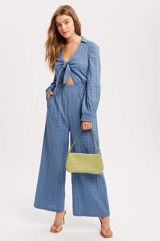 FRONT CUT OUT WITH TIE STRAP JUMPSUIT