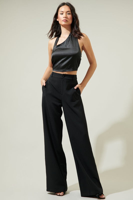 ASYMMETRICAL HALTER CROP TOP