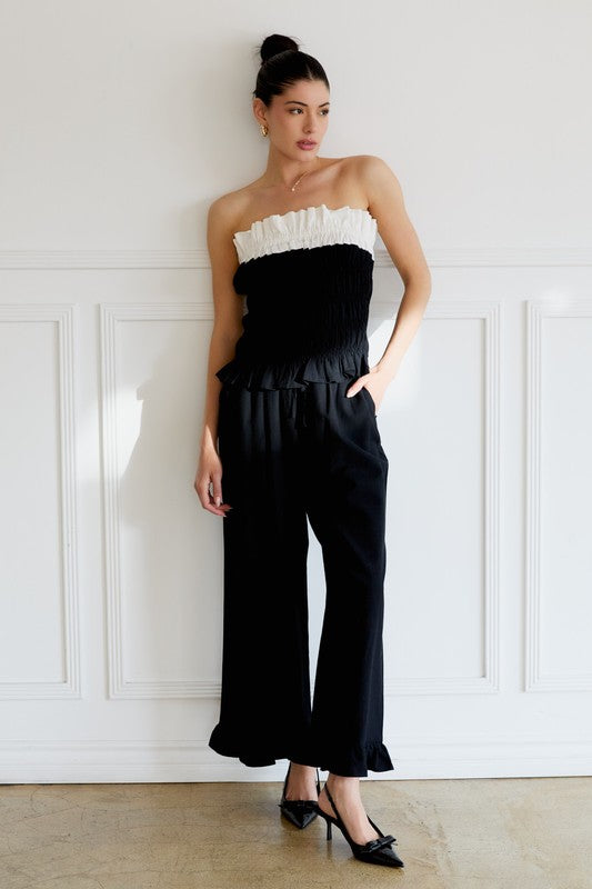 STRAPLESS TOP AND RUFFLE DETAIL PANTS SET