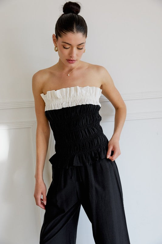 STRAPLESS TOP AND RUFFLE DETAIL PANTS SET