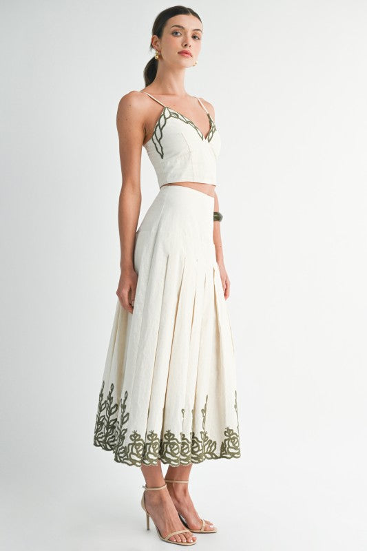 EMBROIDERED BUSTIER SET