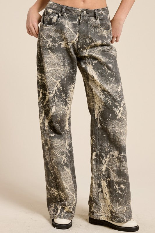 GRUNGE SPLATTER PRINT WIDE LEG DENIM PANTS