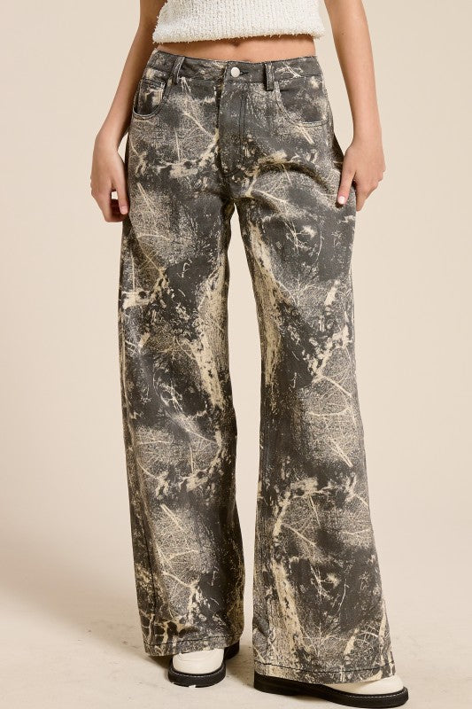 GRUNGE SPLATTER PRINT WIDE LEG DENIM PANTS