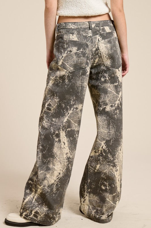 GRUNGE SPLATTER PRINT WIDE LEG DENIM PANTS
