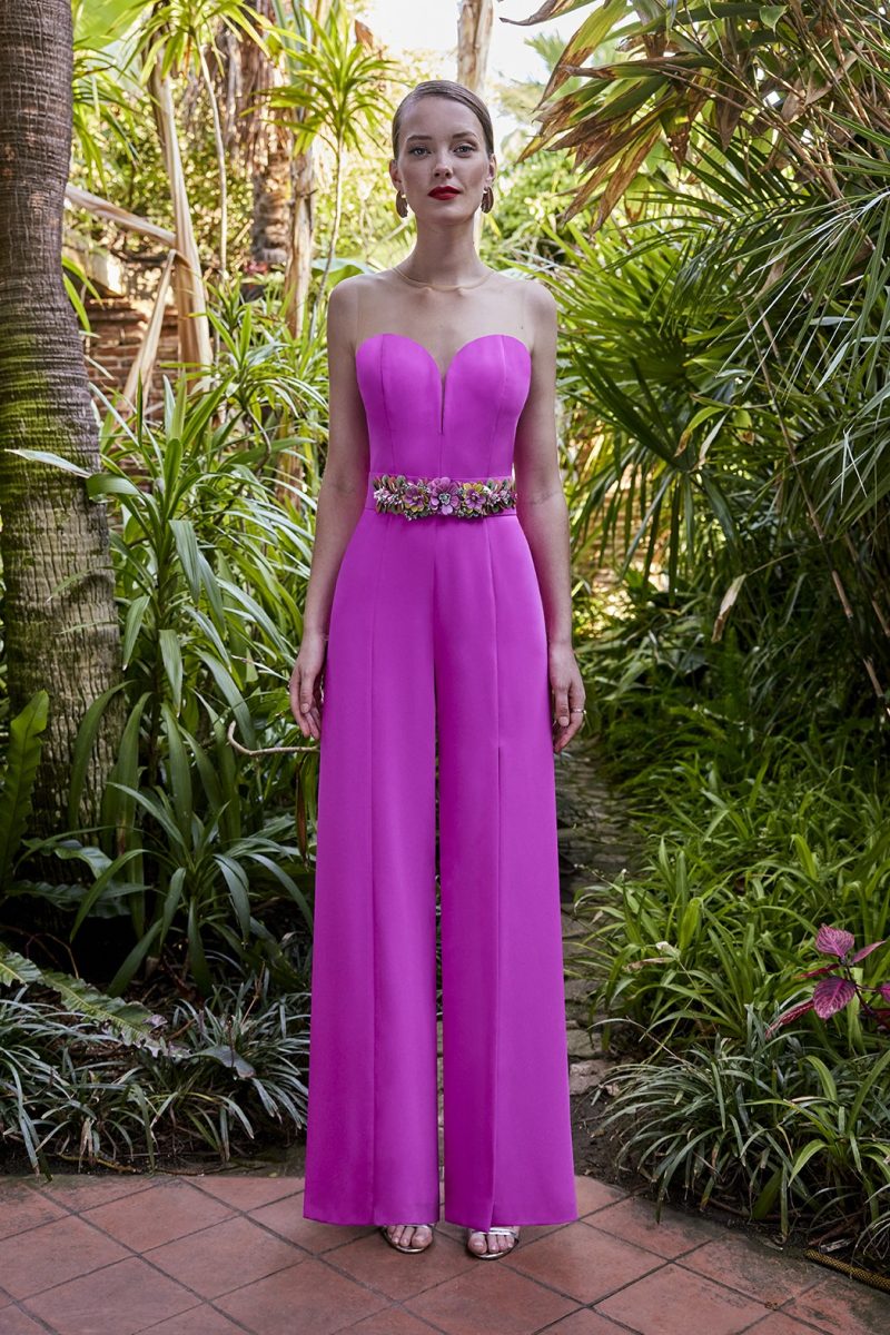 CARLA RUIZ - STRAPLESS JUMPSUIT WITH BELT - BLACK