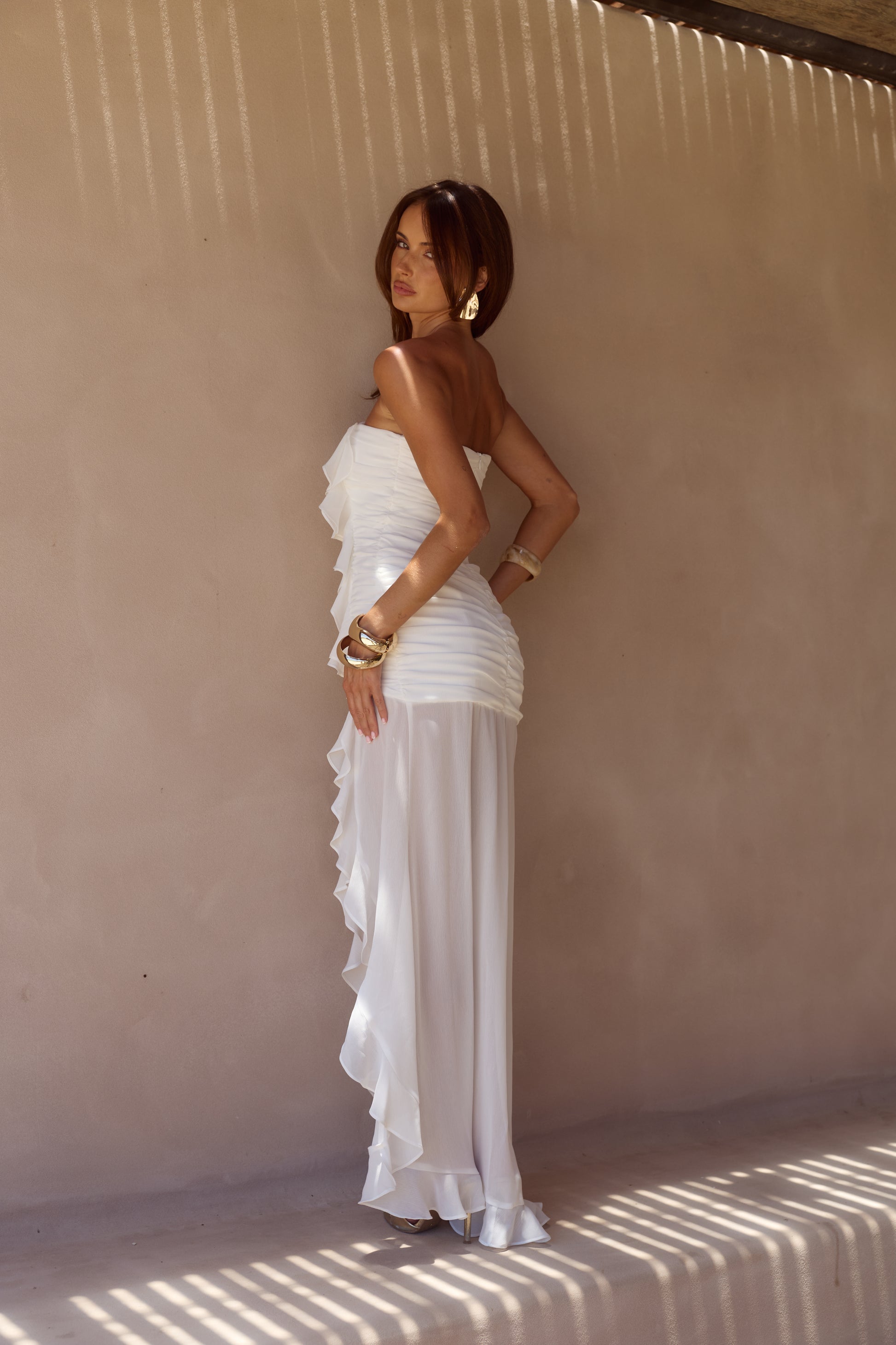 ANDEE STRAPLESS RUFFLE MAXI DRESS - WHITE