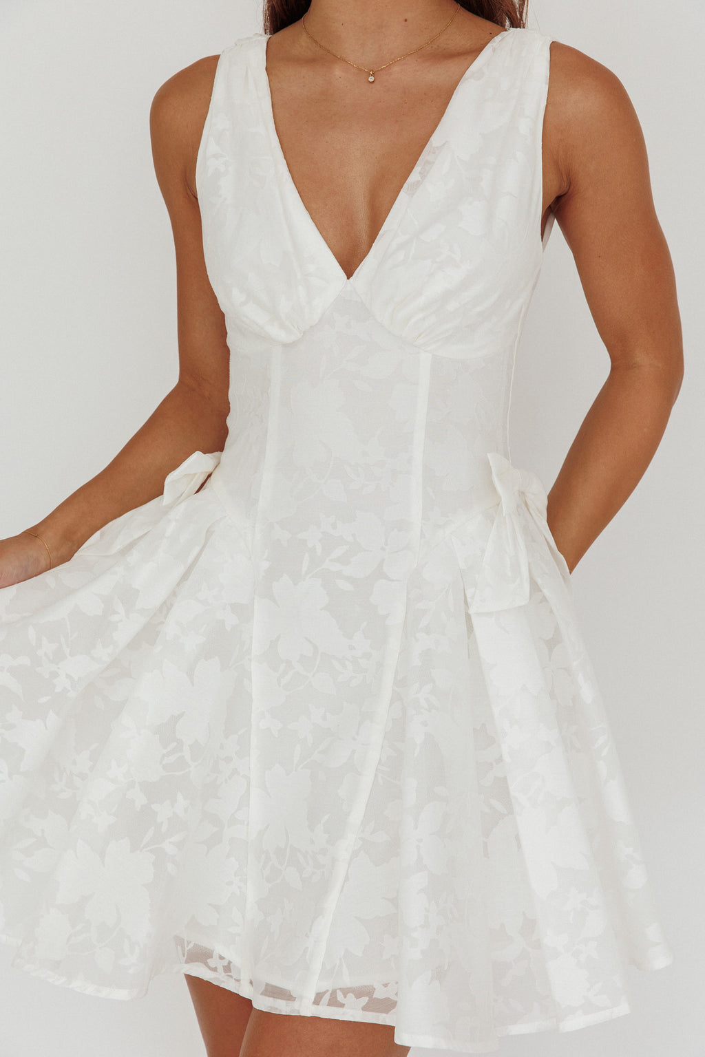 FLORA LACE MINI DRESS - WHITE