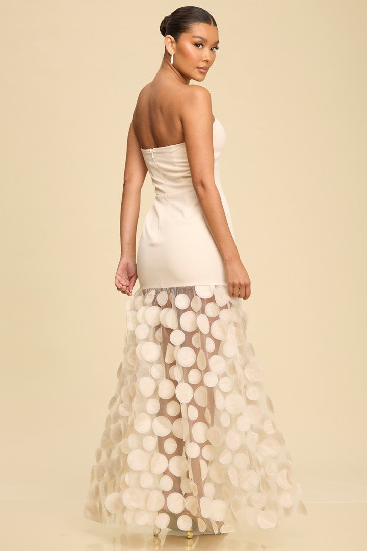 Strapless Texture 3D Contrast Maxi Dress - Ivory