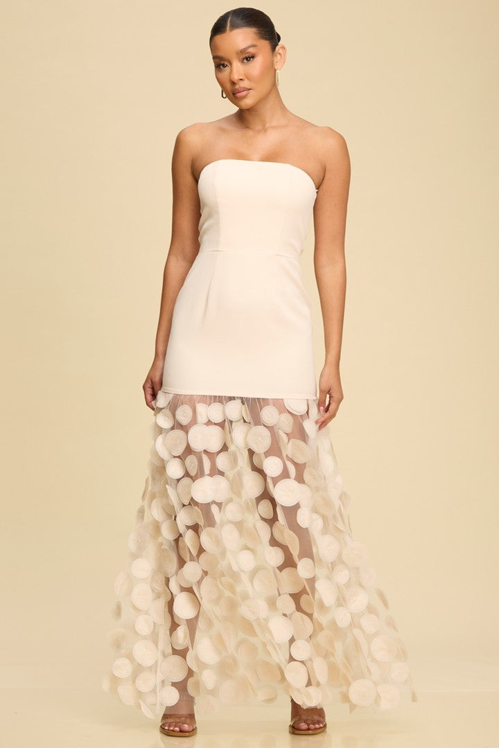 Strapless Texture 3D Contrast Maxi Dress - Ivory
