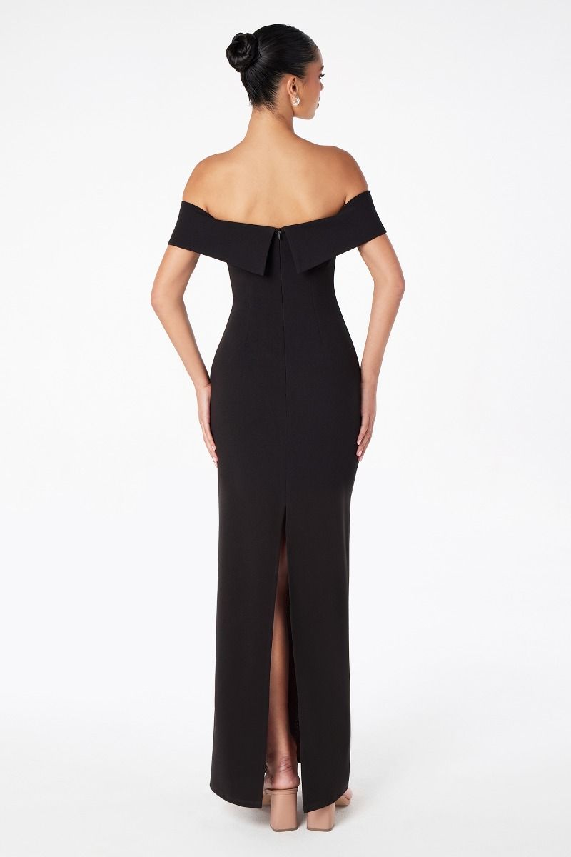OFF SHOULDER MAXI DRESS - BLACK